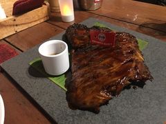 BBQ猪肋排-Naughty Nuri’s Phuket