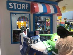 -乐多星球潮玩中心(沈阳嘉里城店)