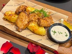 -Mark&Mars Restaurant