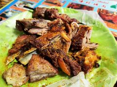 -艾力江和田馕坑烤肉店