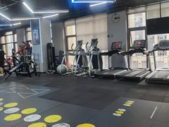 -豪思成DK健身私教连锁(凯乐国际店)