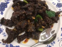 生爆鳝背-梅龙镇酒家(南京西路总店)