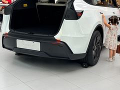 -TESLA 特斯拉(广州天环广场体验店)