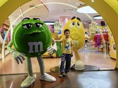 -m豆巧克力世界(上海世茂广场店)