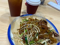 传统干炒牛河-荔银肠粉·非遗手藝(夫子庙店)