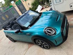 -上海宝信宝马4S店