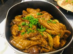 饭盒焖肥肠-渔娘渔家丹东海鲜(东直门店)