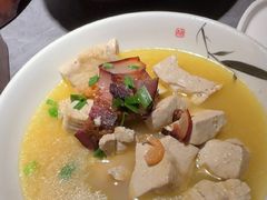 -吴越荣记苏州菜·松鼠桂鱼100%活鱼现做(斜塘老街店)