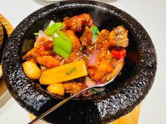 石窝台式三杯鸡-觅唐MITONG(鸟巢店)