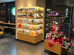 -星巴克臻选(上海长风大悦城店)