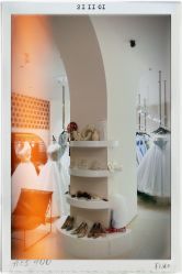 -Color卡诺婚纱礼服馆(南京严选店)