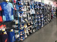 -迪卡侬(燕山店)