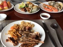 -荣誉国际酒店-云顶旋转餐厅