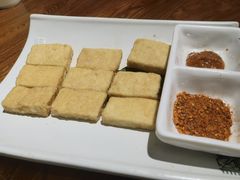 黄金爆浆豆腐-云海肴·汽锅鸡·云南代表菜(美罗城店)
