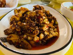 -胖大姐黄辣丁鱼庄(新津店)