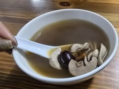 -河记肠粉店