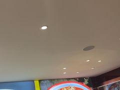 -川流不息·地道川菜·小龙虾(松东路店)