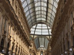 -文艺复兴百货(米兰大教堂广场店)