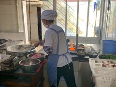 -正宗杨记普洱酸醋米线(总店)