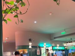 -芭莉与彩虹西餐厅(成都合生汇店)