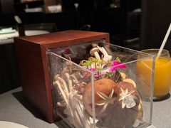 -左庭右院鲜牛肉火锅黑金店(陆家嘴中心店)