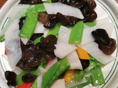 -云海肴·汽锅鸡·云南代表菜(天山百盛优客店)