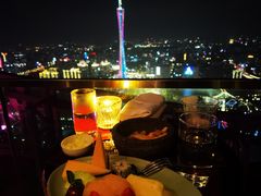 -广州柏悦酒店·悦吧·顶楼露天酒吧