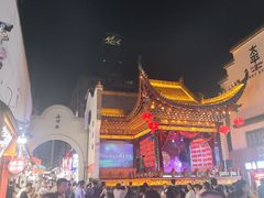 -万泊酒店(长沙五一广场国金中心店)