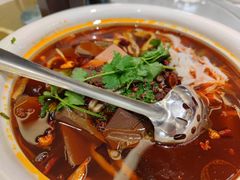 重庆毛血旺-乾隆美食·本帮菜(黄河路店)