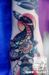 -鬼手纹身小鬼店