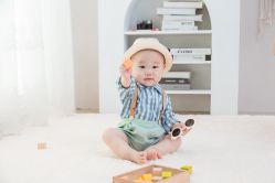 -小熊维尼高端儿童摄影(南山店)