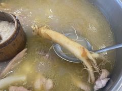 -朴小妹人参鸡汤火锅(长白山万达店)