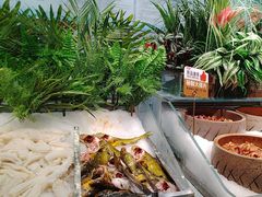 -金滏山烤肉·海鲜·火锅自助餐厅(襄阳万达店)