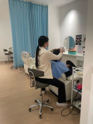 点击看大图 -舒欣头疗·俏丝谧语 白发脱发专业护理