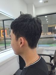 -尤司男士国潮理发馆