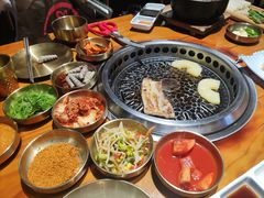 -江南本家韩国料理(太古仓中船汇店)