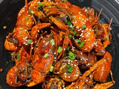 -巴厘龙虾·榜首油焖大虾(音乐学院·沿江酒馆店)