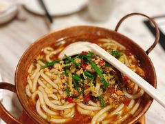 昆明小锅米线-云采云南菜(中山北路店)