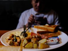 -JINNS锦时 steak&pizza(浸信会礼拜堂旧址店)