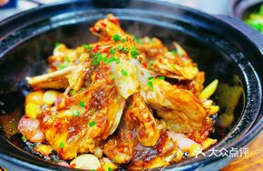 Stir-Fried Big Fish Head Pot