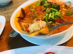 -Chom Cafe and Restaurant