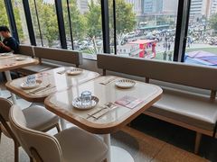 -必胜客(璞丽中心店)