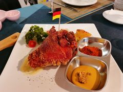 -又见马甲M8融合西餐厅(体育中心店)