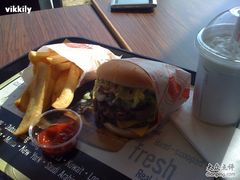 -FATBURGER 特富客汉堡(外交公寓店)