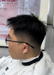 -相约芊艺护肤造型