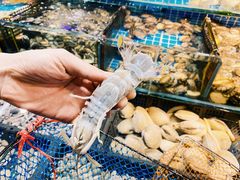 -渔人湾码头海鲜市场负二楼