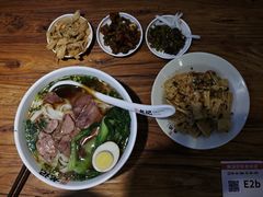 -湘人龙记老长沙米粉(鸟巢店)