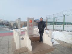 -霍尔果斯国门景区