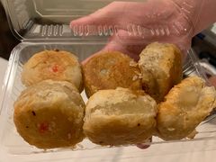 榨菜鲜肉月饼-王家沙点心店(南京西路总店)