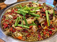 -乡土特色.冷锅鱼.牦牛肉汤锅